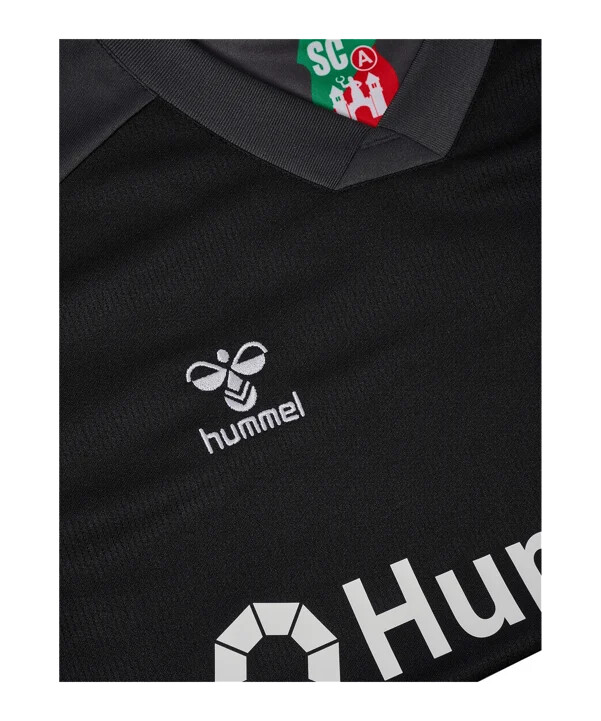 hummel 1. fc magdeburg dres 3. kolo 2025.2026. crni f2001