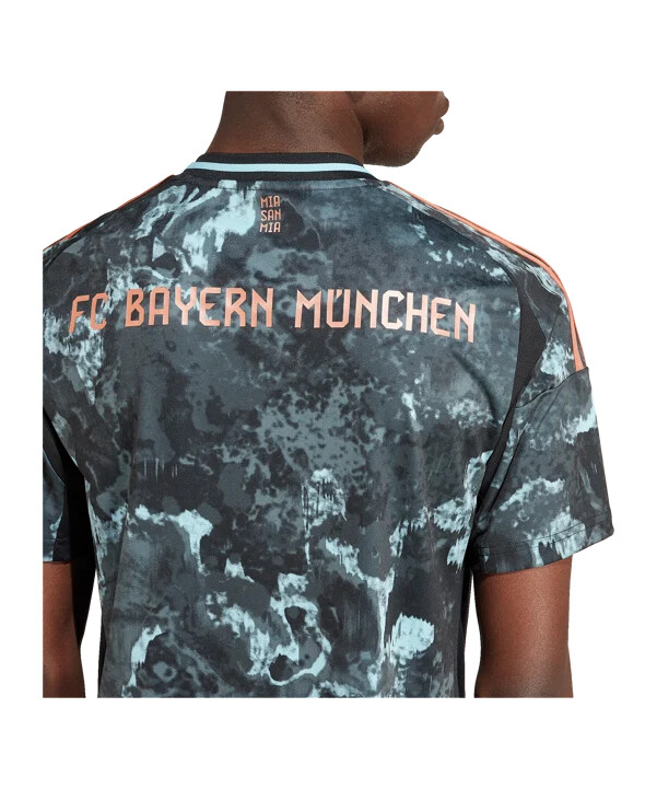 adidas fc bayern münchen gostujući dres 20242025 crni