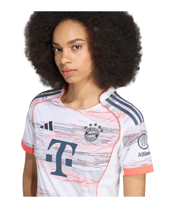 adidas fc bayern münchen gostujući dres 20252026 Ženski bijeli