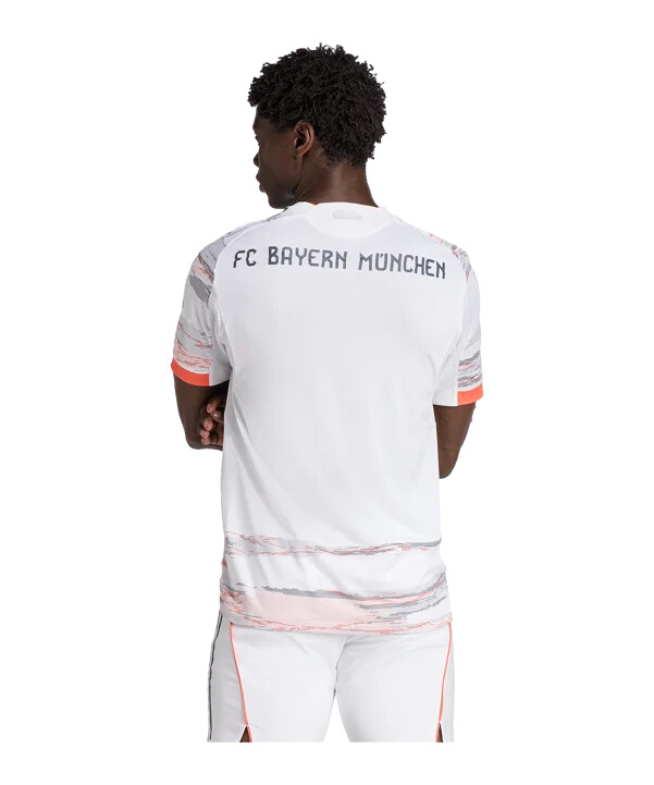 adidas fc bayern münchen autentični gostujući dres 20252026 bijeli