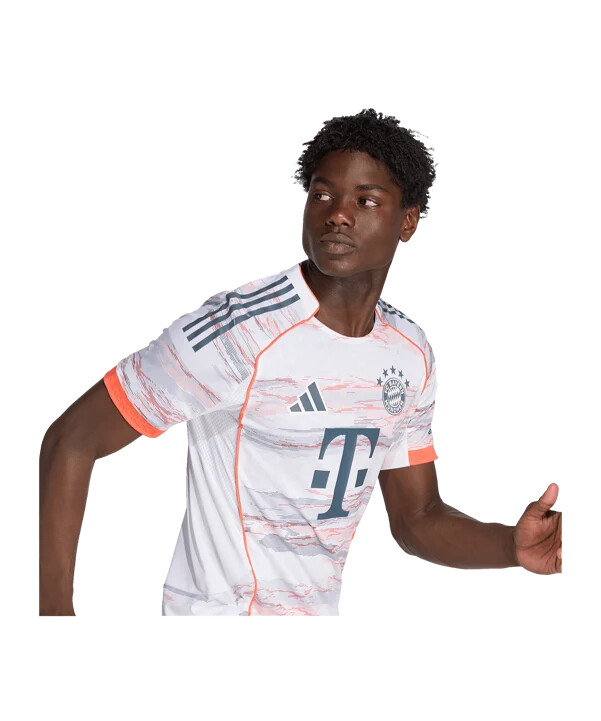 adidas fc bayern münchen autentični gostujući dres 20252026 bijeli