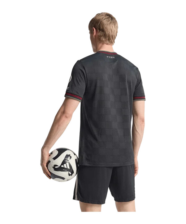 adidas fc bayern münchen autentičan dres 3. 2025.2026. crni