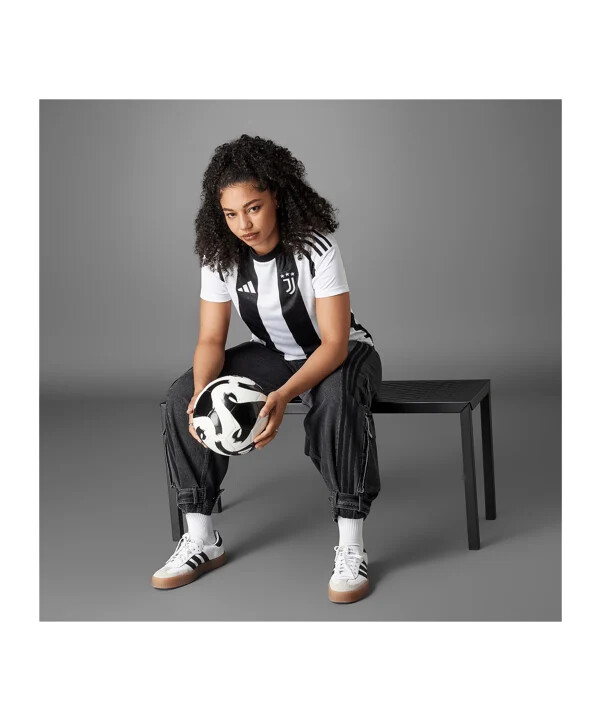 adidas juventus torino domaći dres 20242025 ženski bijeli