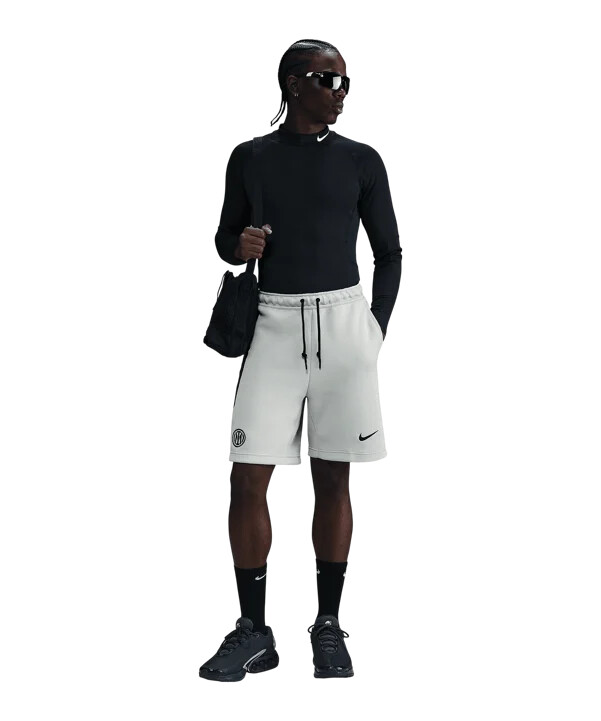 nike inter milan tech fleece kratke hlače sive f092