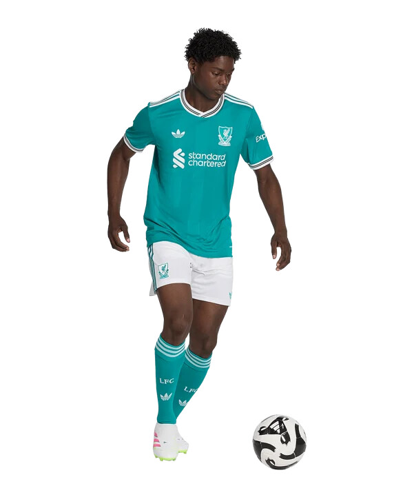 adidas fc liverpool kratke hlače 3. razred 2025.2026. bijela