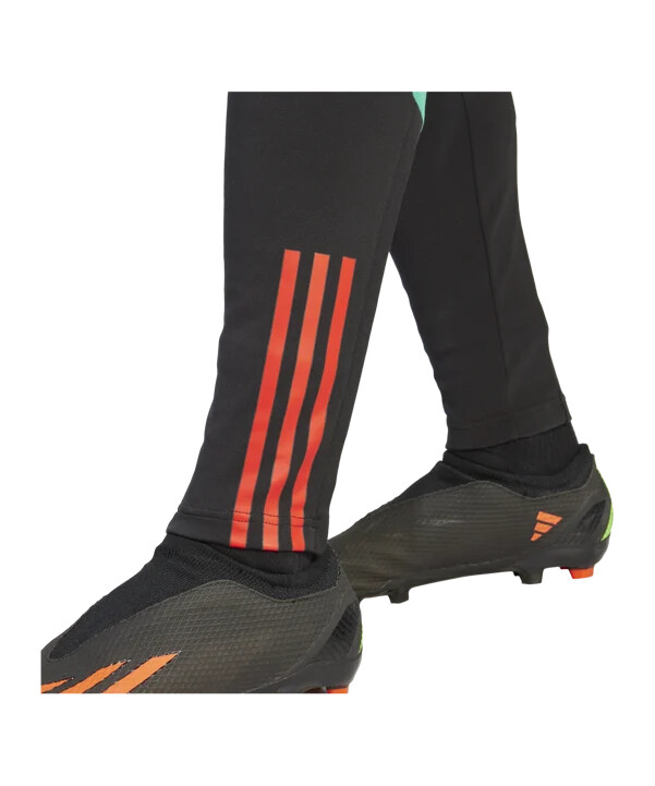 adidas manchester united trenirke crne