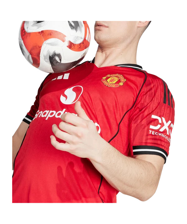 adidas manchester united autentični domaći dres 20252026 crveni