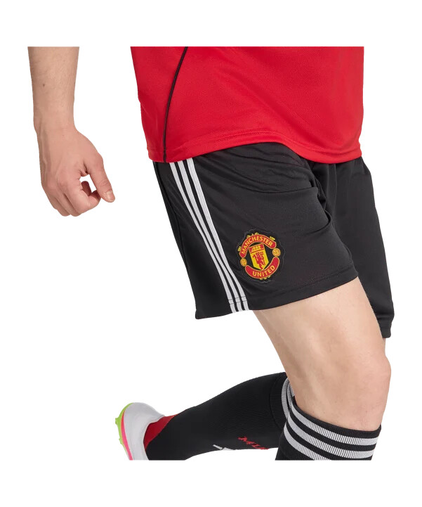 adidas manchester united kratke hlače za dom 2025.2026. crne