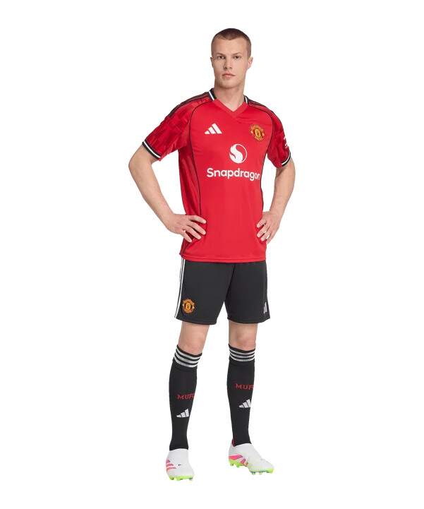 adidas manchester united kratke hlače za dom 2025.2026. crne