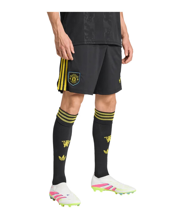 adidas manchester united kratke hlače 3rd 20252026 crne
