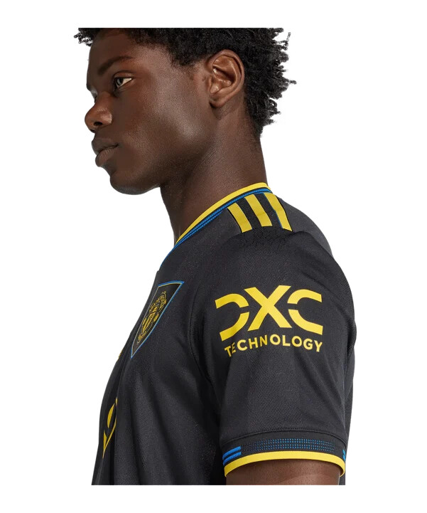 adidas manchester united autentičan dres treće momčadi 2025.2026. crni