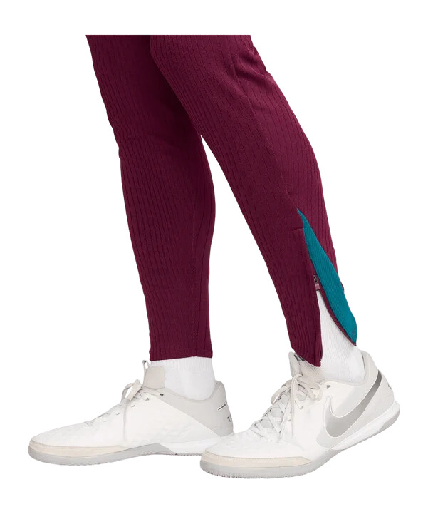 nike paris st. germain auth. trenirke crvene f610