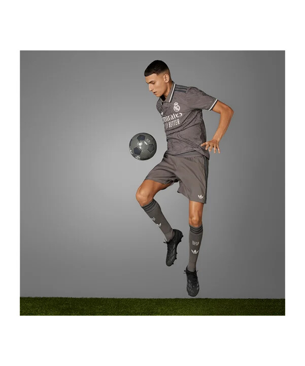 adidas originals real madrid autentični 3. dres 2024.2025. smeđi