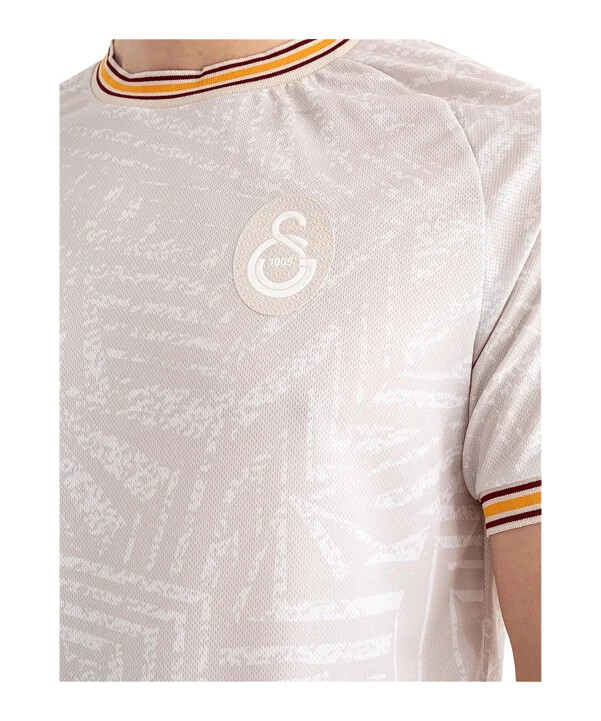 bež majica galatasaray istanbul za dan utakmice