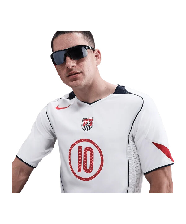 nike usa reissue 2004 donovan 10 jersey bijeli f100